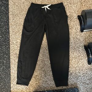 Vuori Performance Jogger - Heather Black